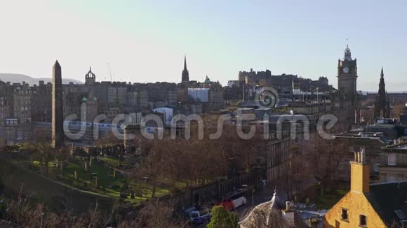 从卡尔顿山俯瞰爱丁堡全景视频的预览图