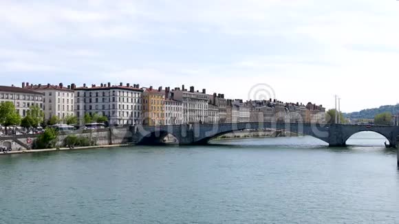 法国里昂的SaANe河视频的预览图