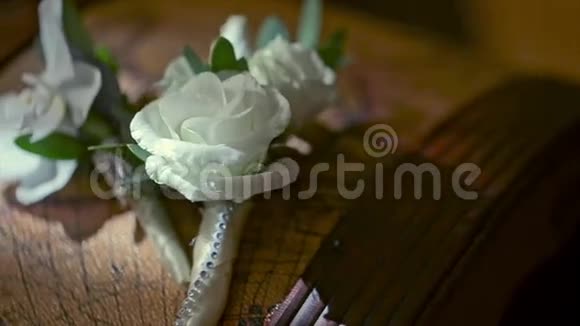 美丽的布托尼埃由白玫瑰制成视频的预览图