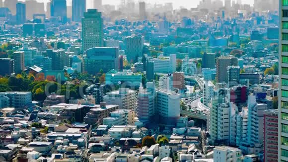 东京大角度长镜头倾斜式微缩城市景观的延时视频的预览图