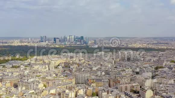 巴黎法国五月2019年航空无人机天际线的历史市中心与国防商业区视频的预览图