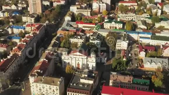 Mahiliou白俄罗斯莫吉列夫城市景观与著名地标圣母与圣的共同假设视频的预览图