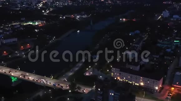 格罗德诺白俄罗斯鸟瞰Hrodna城市景观天际线著名的夜间历史地标视频的预览图