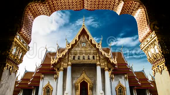 泰国曼谷街道和寺庙时间视频的预览图