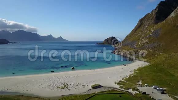 挪威的洛福滕岛和海滩鸟瞰图视频的预览图
