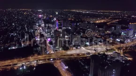 泰国曼谷市中心的Sukhumvit鸟瞰图视频的预览图