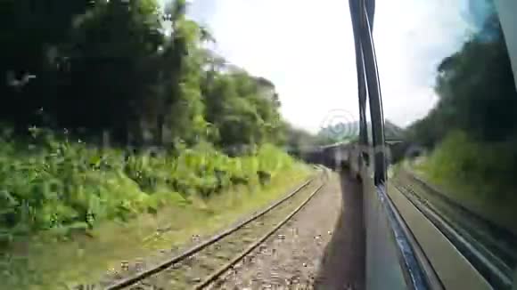 乘火车的时间流逝视频的预览图