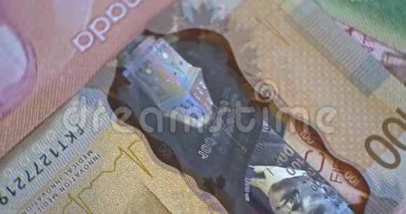 加拿大100美元收盘CAD货币视频的预览图