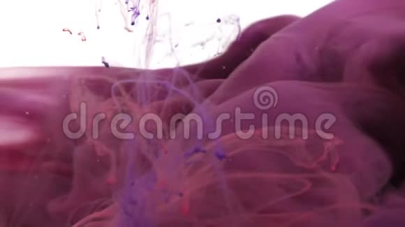 红紫两色墨云视频的预览图