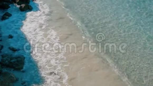 巴利阿里群岛伊比萨惊人的秘密海滩视频的预览图