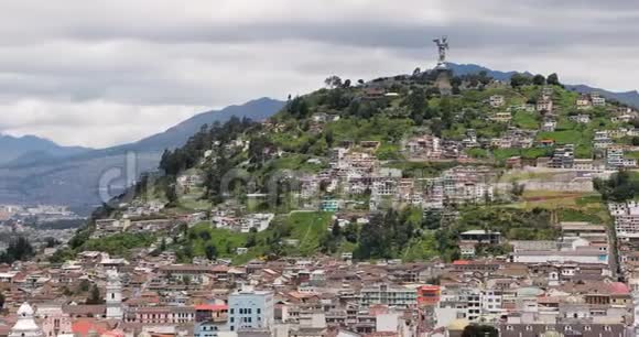 基多厄瓜多尔城市全景视频的预览图