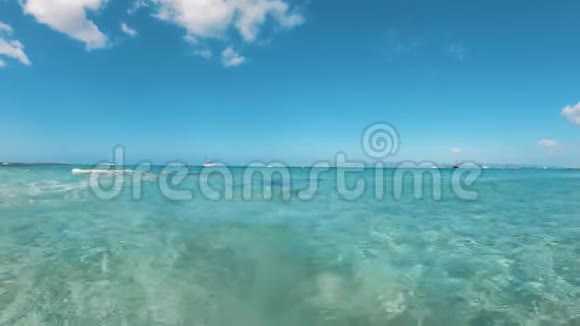 巴利阿里群岛佛门台透明的泰尔海视频的预览图