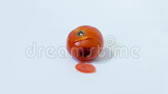 西红柿把自己切成块视频的预览图