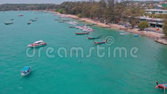 泰国普吉岛安达曼海和海滩视频的预览图
