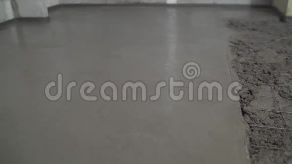 建筑工地模板地板上浇筑混凝土的图片混凝土地板的质地地板的质地视频的预览图