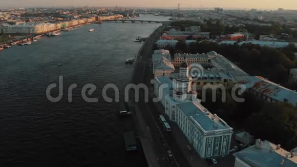 圣彼得堡昆斯特卡梅拉日落时的空中摄影视频的预览图