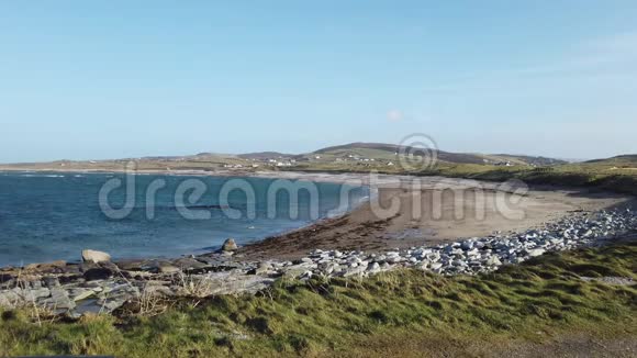 爱尔兰唐格尔县法纳德半岛海滩视频的预览图