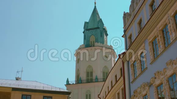 波兰卢布林老城的特里尼塔斯卡大厦视频的预览图