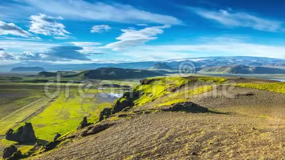 冰岛传统自然风景如画4K时间推移足迹视频的预览图