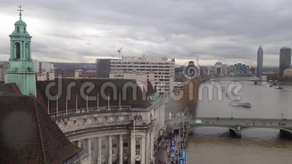 伦敦从上面和泰晤士河视频的预览图