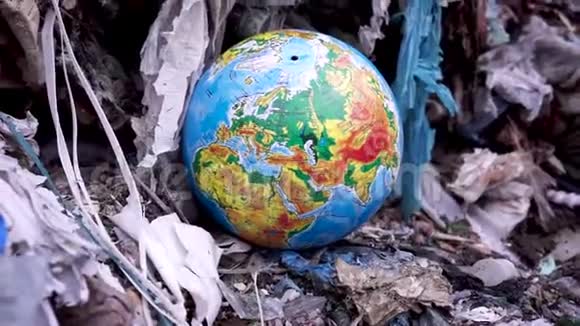 地球在垃圾里到处都是塑料生态视频的预览图