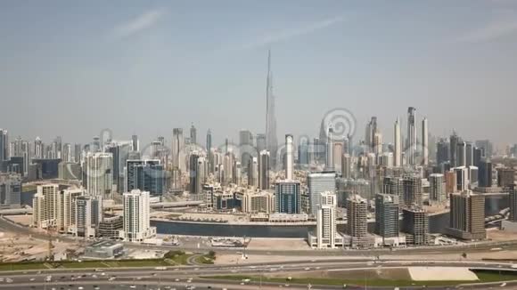 迪拜的摩天大楼视频的预览图