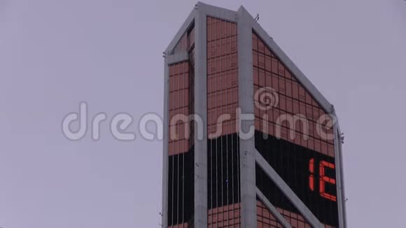 莫斯科市水星塔摩天大楼LED媒体立面视频的预览图