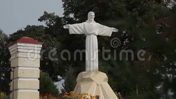 耶稣的雕塑视频的预览图