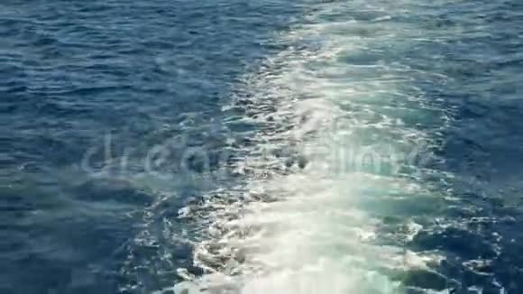 水面飞艇尾迹视频的预览图