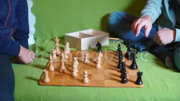 学校的象棋比赛视频的预览图
