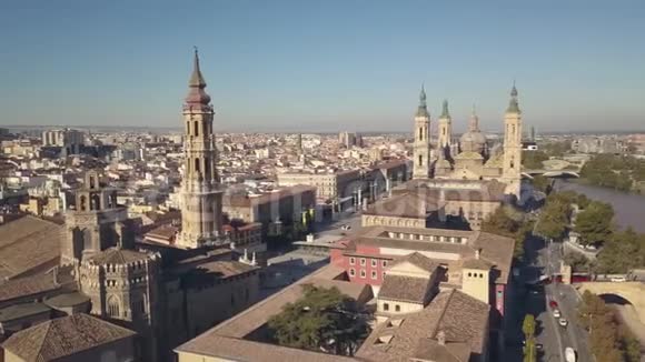 萨拉戈萨的城市景观视频的预览图