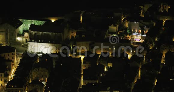 杜布罗夫尼克老城夜景视频的预览图