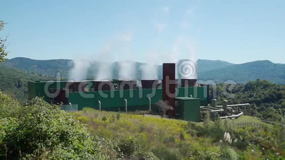 意大利地热电站景观视频的预览图