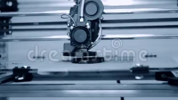 3D打印机工作熔融沉积模型FDM3D型打印机视频的预览图