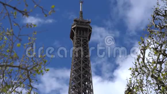 埃菲尔铁塔来自火星视频的预览图