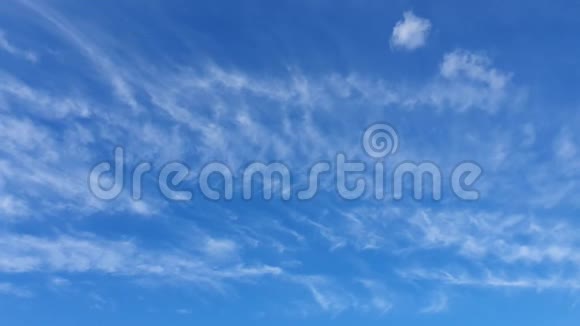 云天蓝底云蓝天和太阳视频的预览图