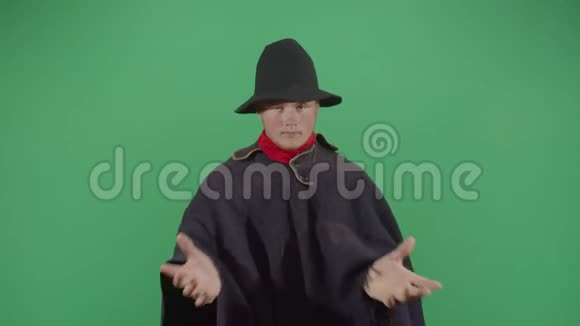 成年魔法师吹咒语视频的预览图