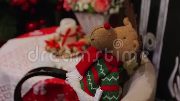 圣诞鹿装饰玩具视频的预览图