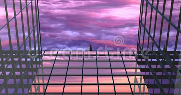 飞机飞过摩天大楼迎着日落的乌云视频的预览图