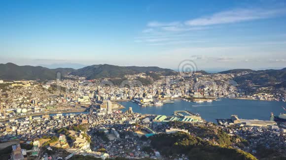 日本长崎城市天际线概览视频的预览图