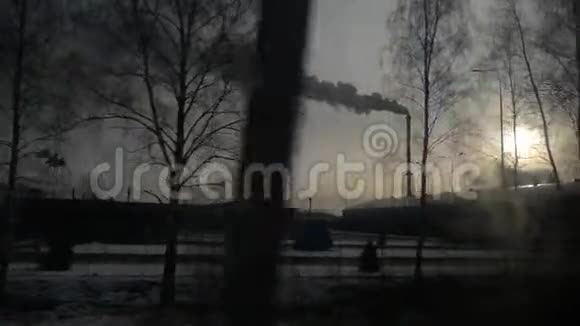 冬季列车从窗口观看高比特率视频的预览图