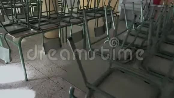 空的学校餐厅视频的预览图