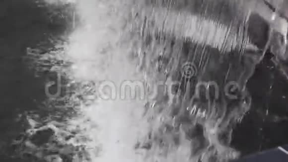 瀑布喷泉液波级联视频的预览图