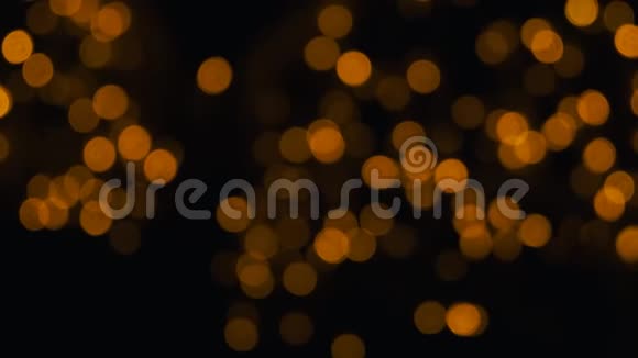 抽象模糊的圣诞灯背景发光的波克灯视频的预览图