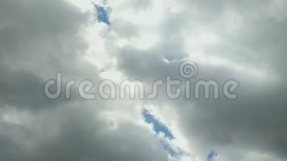 天空乌云密布视频的预览图