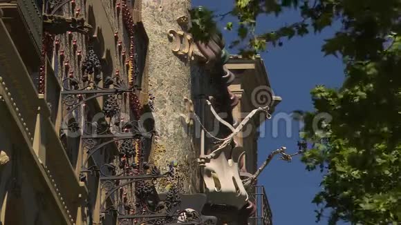 钢装饰CasaBatllo西班牙巴塞罗那视频的预览图