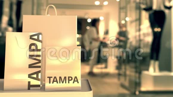 带有坦帕文字的纸袋在美国购物相关概念3D动画视频的预览图