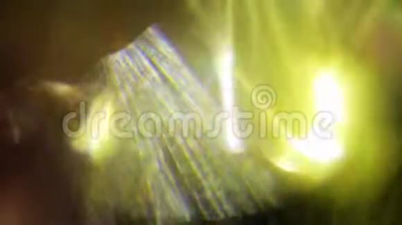 赛博朋克自然光变质奢华的七彩光芒视频的预览图