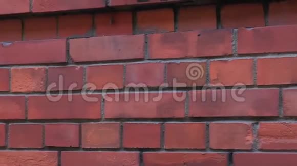 陈年红砖墙古老的堡垒墙抽象网格纹理视频的预览图