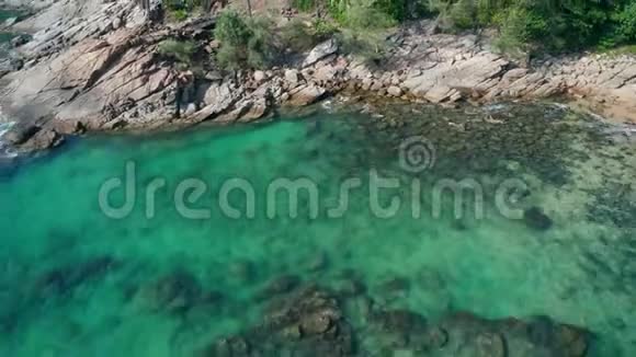 普吉岛热带海滩空中无人机景观视频的预览图